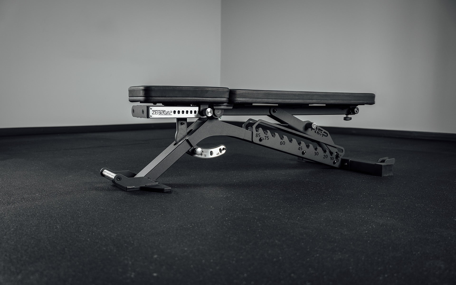 BlackWing™ - Adjustable Bench